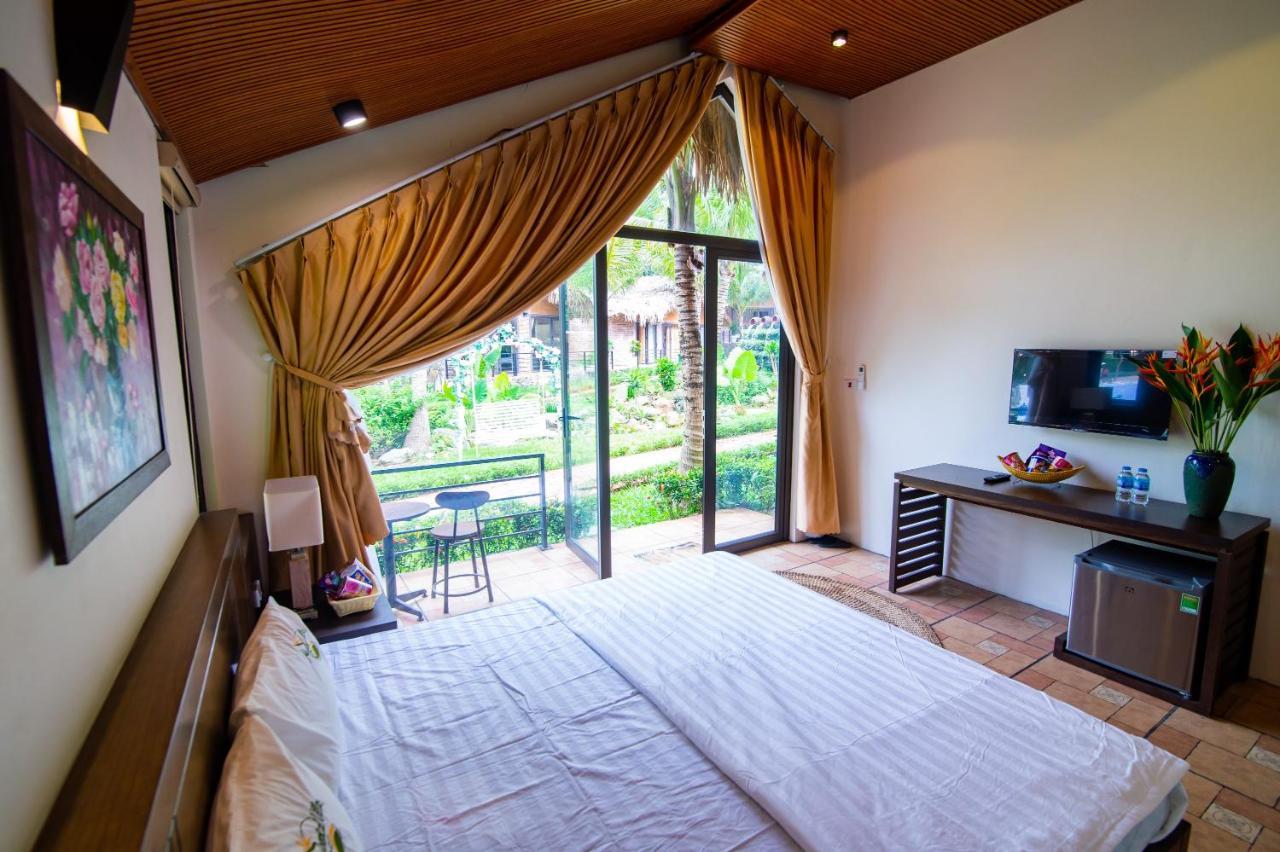 May Tropical Villas ハノイ市 エクステリア 写真