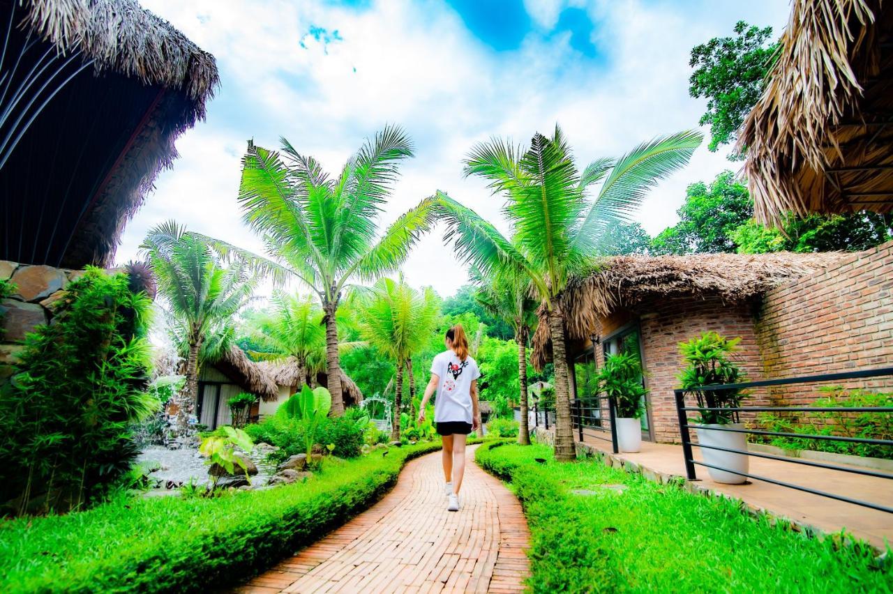 May Tropical Villas ハノイ市 エクステリア 写真