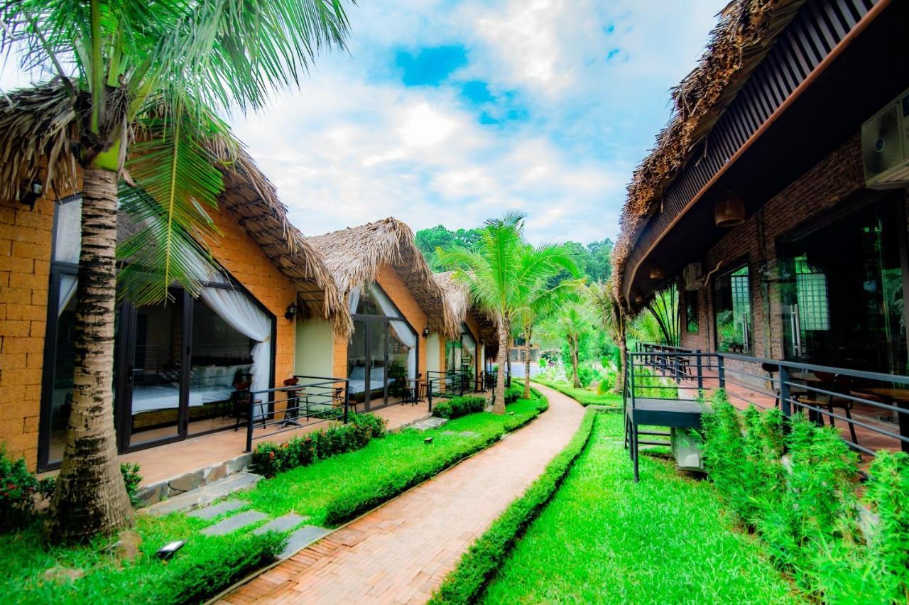 May Tropical Villas ハノイ市 エクステリア 写真