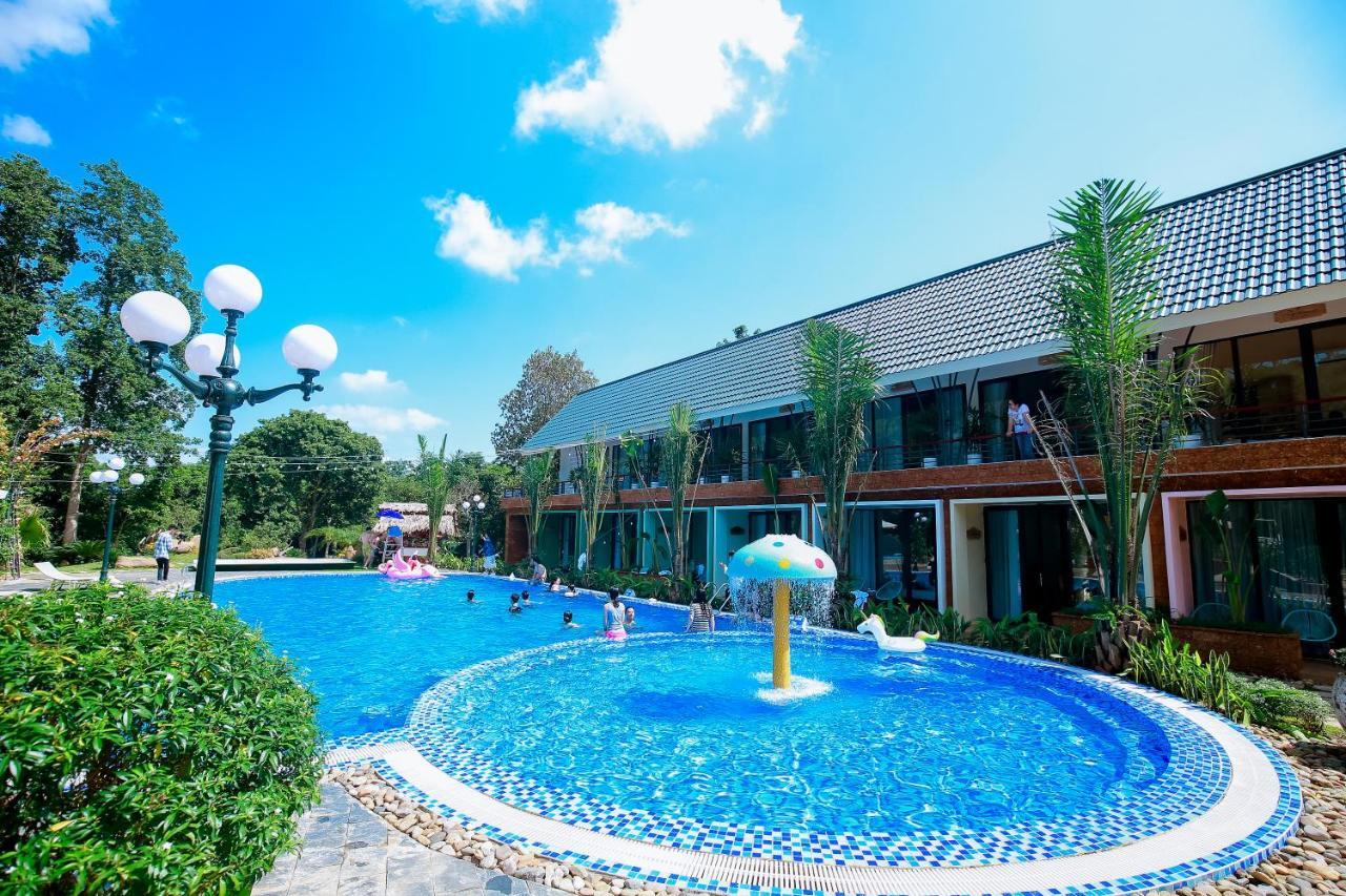 May Tropical Villas ハノイ市 エクステリア 写真