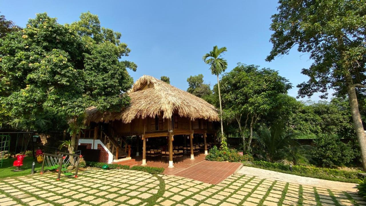 May Tropical Villas ハノイ市 エクステリア 写真